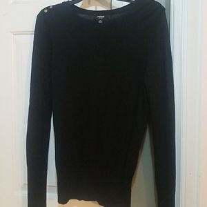 Premise sweater